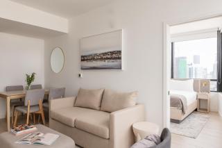 Modern 2BR Miami - Rooftop Pool - Near Bayfront - 8