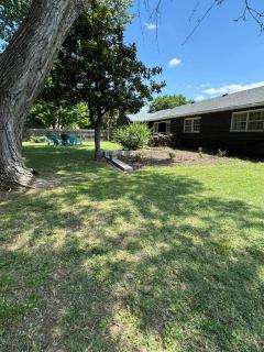 Near WSU: Pool Table, Fire Pit, Arcade Games - 4