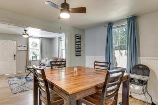 Cozy Livingston House w/ Fenced Yard + Patio! - 1