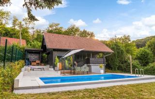 Beautiful Home In Zabok With Private Swimming Pool, Can Be Inside Or Outside - 0
