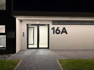 Aleja Zjednoczonej Europy 16A - 4