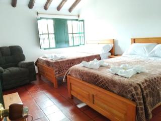 Casona Antonio Ricaurte - 9