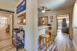 Cedar Creek Lake House! Beautiful Lake Views! - 2