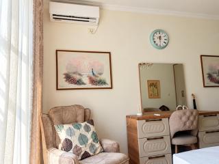 Central Tirana 1BR, 3 Min to Skanderbeg Square - 5