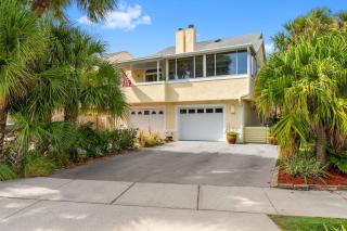 601 Monroe Ave - 6