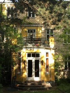 Geräumige Garten-Wohnung bei Schönbrunn ab 1 Woche - 0