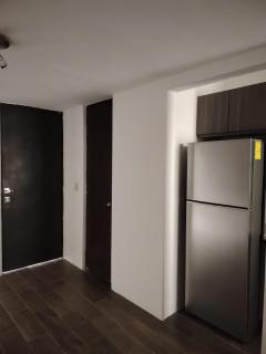 Cozy Urban Apartment - 6