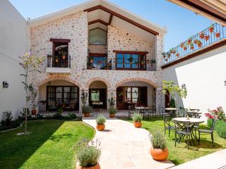 Corazante Boutique Hotel - 0