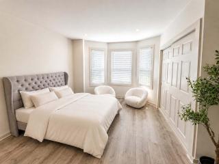 3bdrm Apt next to Airport-Downtown 7 min drive - 7