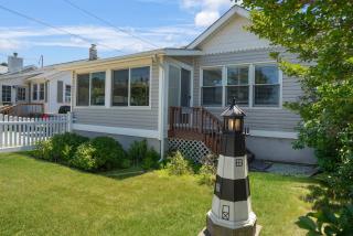 Peconic Sound Beach Cottage Walk to Sound - Peconic - 7