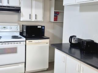 Cozy North Edmonton 2-Bedroom Basement Suite - 1
