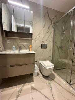 Regina's Apartments in Diamond Residence - 3