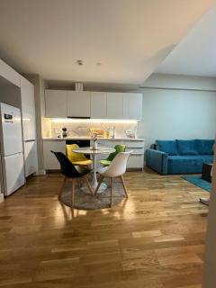 Regina's Apartments in Diamond Residence - 1