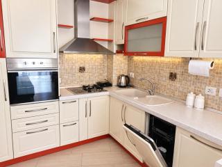 Central Tirana Studio, 3 Min to Skanderbeg - 7