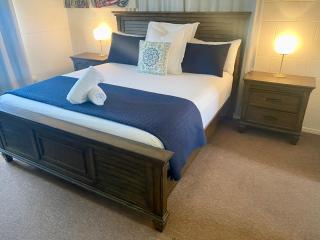 Spacious Family Retreat - 4