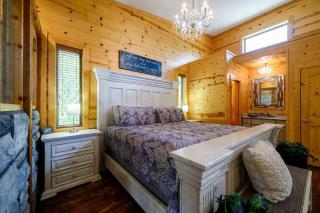 Song of Songs - Private Hot Tub - 7
