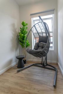 Molineux House - Sleeps 10 - Free Parking - 7