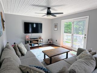 15TV Heated Floors, Game Room & Fire Pit - Dog Friendly - Five Minutes to Bretton Woods - 4