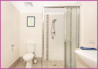 Resort-Style Apartment • 3 Pools • Close to The Strand - 5