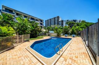 Top-Floor City Apartment with Stadium & Mountain Views - 9