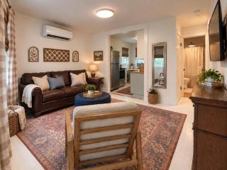 Belle Cottage - 1
