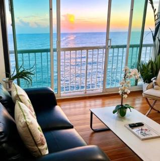 Sturning Ocean View. - 9