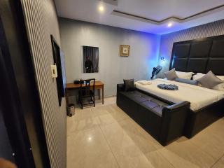 Okanseth-Sethhotel, Ozoro - 4
