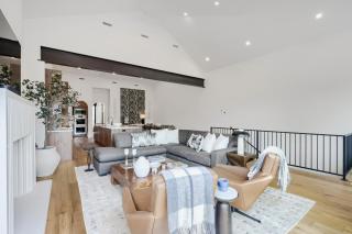 Park City Luxury 4BR Retreat - Private Hot Tub, Fire Pit, Gourmet Kitchen - 1061 home - 1