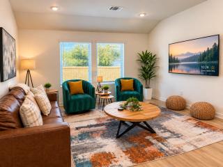 The Laredo - A Modern 4 BR house near Bentonville - 9