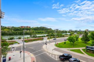 Waterfront 2 Bedroom And 2 Bath Downtown Urban Escape - 7