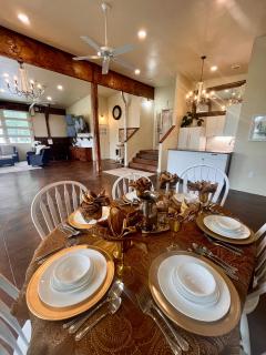 12 BDR ID Retreat, Hot Tub, beds for 37+, Events - 5