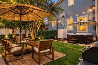 Central Austin Luxury - Hot Tub - Game Room - Private Gate - 1