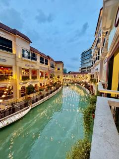 Bell Place at Venice Luxury Mckinley Hill - 9