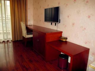 Chengdu Zai Shui Yi Fang Hotel - 1