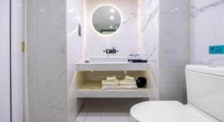Xana Hotelle Wuhan Lingjiao Lake Wanda Plaza Branch - 1