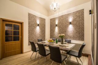 4BDR Historical Spirit Apt by Ruterra - Prague - 0