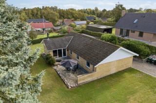 Spacious House With Ev Charger In Peaceful Area - 0