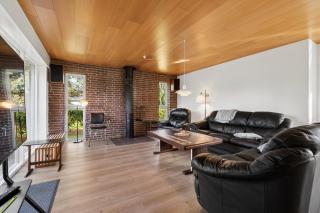 Spacious House With Ev Charger In Peaceful Area - 8