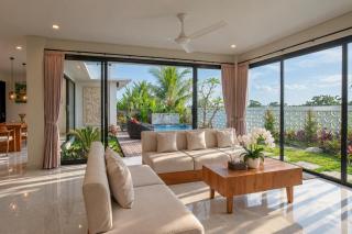 Mahadewi Sunset Villa - 6
