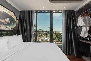 Premium Madelis Hotel & Tours - 7
