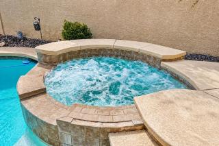 Modern 4BR Pool & Spa Oasis - 5