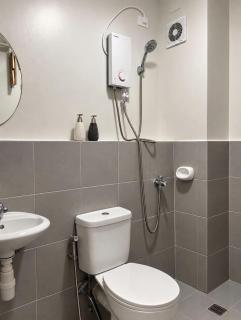 Cebu Island Stay Cozy 2-BR Condo Home In Mandaue - 5