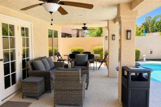 Modern 4BR Pool & Spa Oasis - 9