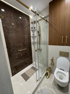 Panorama View Business-Suit 17 Floor Modera Towers - 8