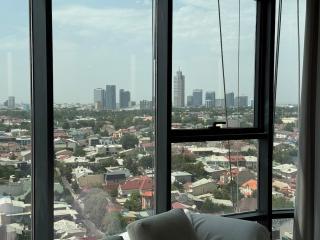 Panorama View Business-Suit 17 Floor Modera Towers - 4