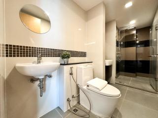 Contemporary Premier 1BR - Ultra Fast Wifi - BTS Nana - 1