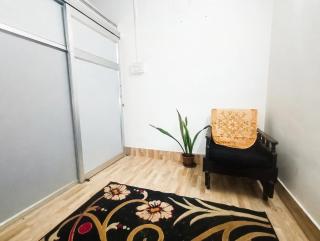 Vandara Oasis - AC room with King Size Bed - 4
