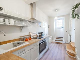 The Nook - Ukc9987 - 7