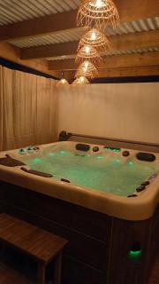 Détente à Salazie - Spa privatif & fauteuils massants - 0