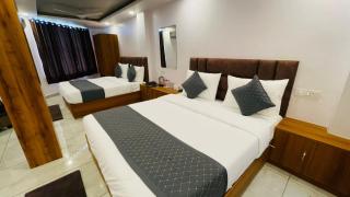 Citylights Inn - Near Sangam - 3